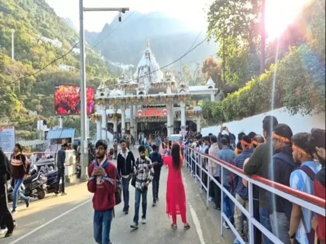 Vaishno Devi Tragedy: Cloudburst Claims 41 Lives, Halts Pilgrimage