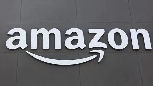 Amazon Plans Major Layoffs, May Cut Up to 30,000 Corporate Jobs